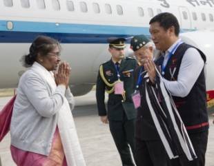 President, PM greet people of Arunachal, Mizoram on statehood day