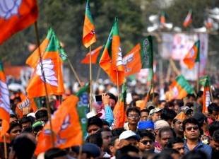 'BJP inflating tenders to raise money for K'taka polls'
