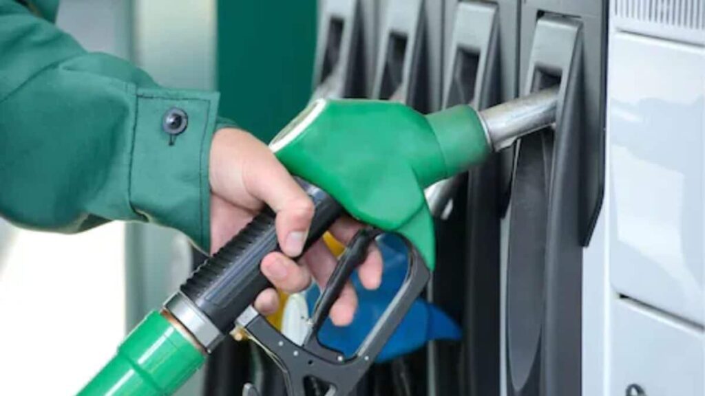 Petrol and Diesel Prices: What's Driving the Daily Fluctuations?